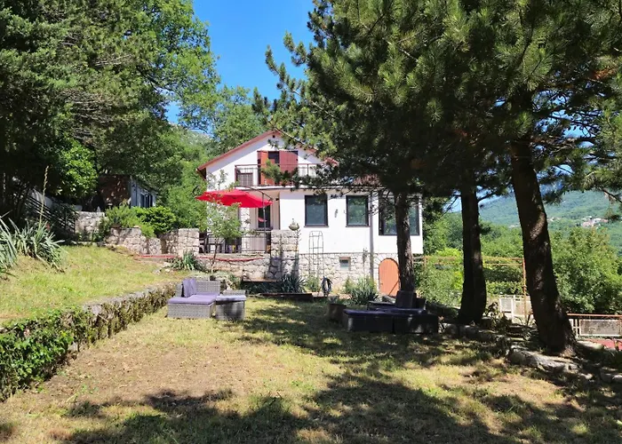 Prázdninový dům Amazing Mountain & Valley Views House With 3 Terraces And Gardens, For Nature Lovers *