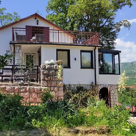 Amazing Sea-mountain Valley View House With 3 Terraces And Huge Chill Gardens, 5min From The Sea! Bribir (Primorje-Gorski Kotar)
