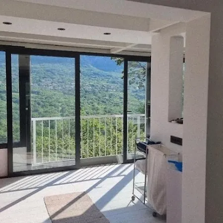 펜션 Nice Mountain & Valley Views House With Terraces And Meadows, For Nature Lovers *