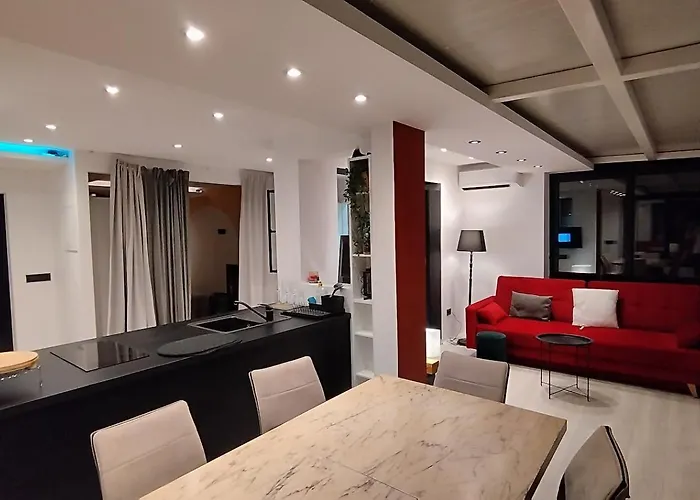 Amazing Mountain & Valley Views House With 3 Terraces And Gardens, For Nature Lovers