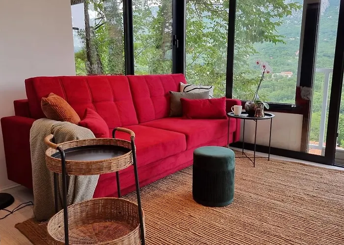 Amazing Mountain & Valley Views House With 3 Terraces And Gardens, For Nature Lovers 브리비르
